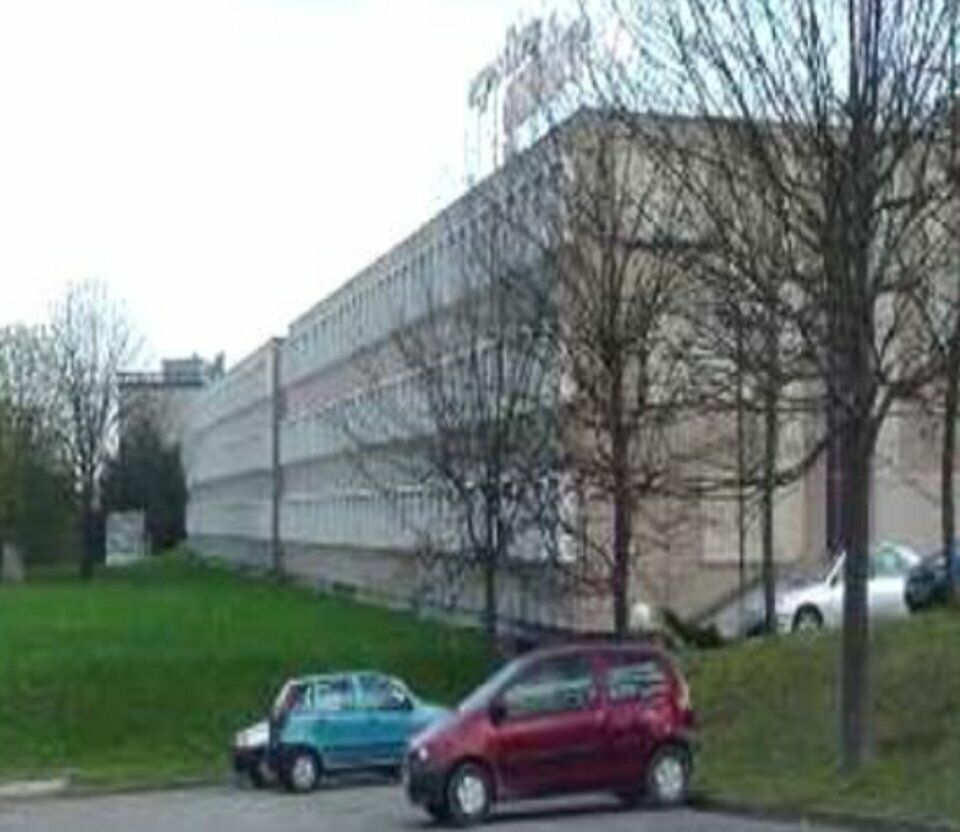 A louer bureaux de 491 m2 ECULLY