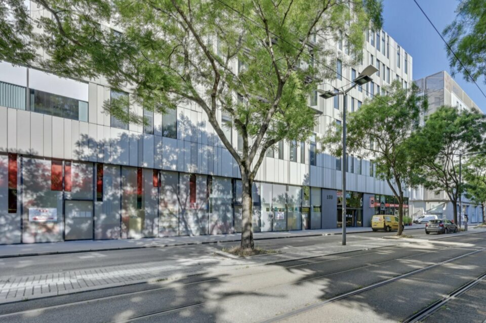 A LOUER Lyon 6 142,89 m2 en RDC