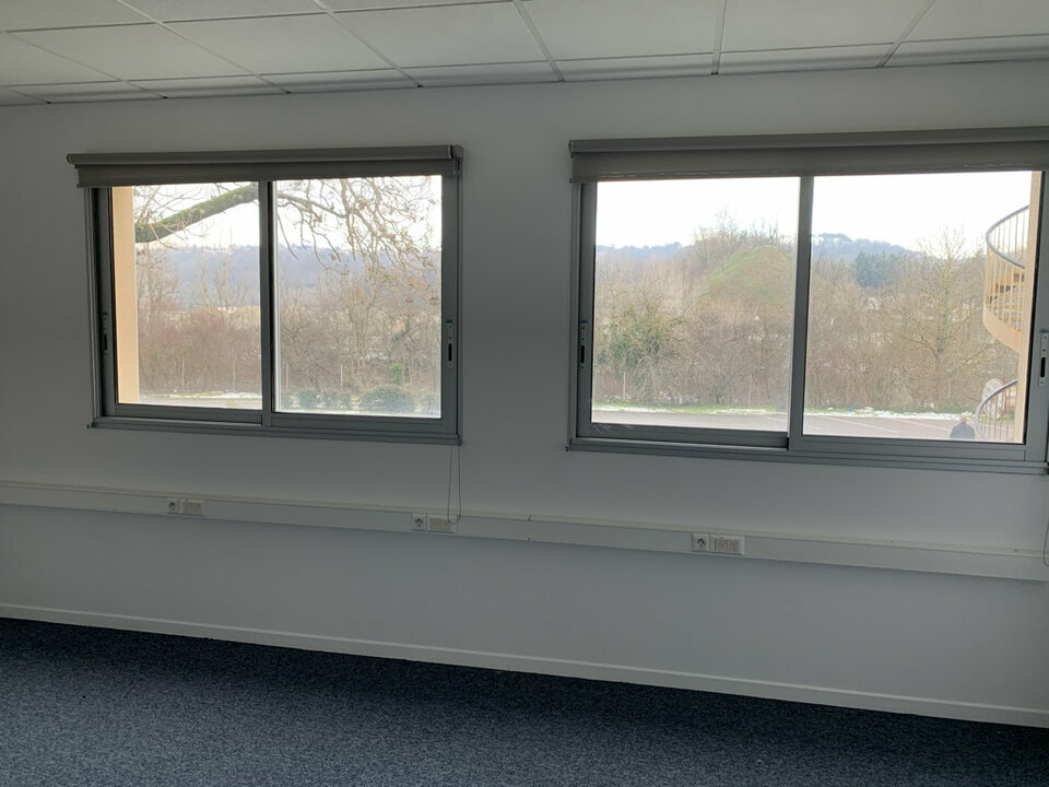 Bureau Individuel Montagny